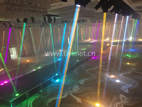 東莞搜于特舞臺燈光項目