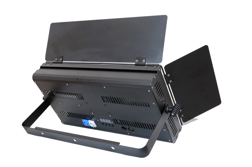 1760667525662780.jpg 06.jpg